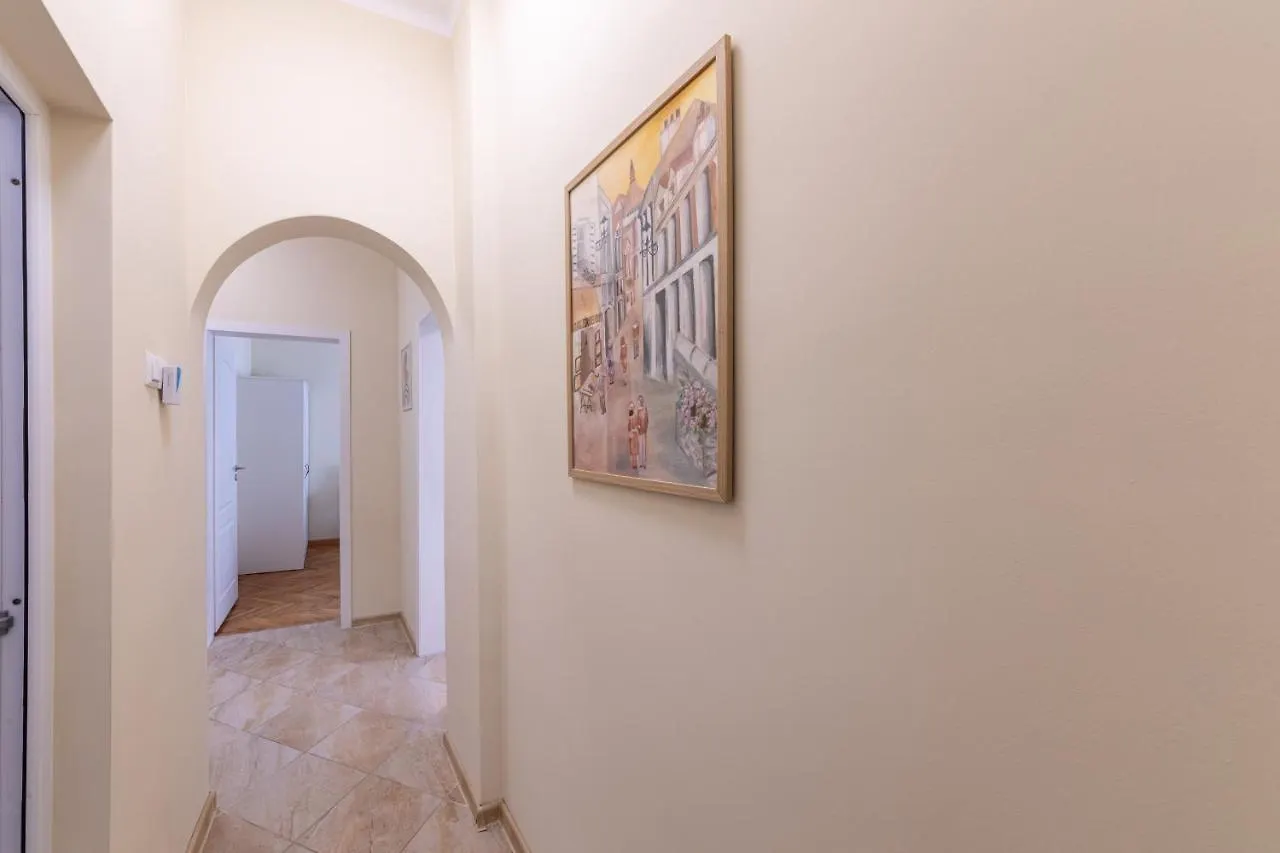 Perfect Spot Apartment Warna 0*,