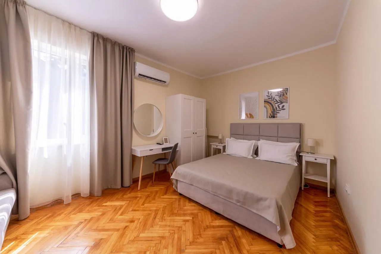Perfect Spot Apartment Varna
